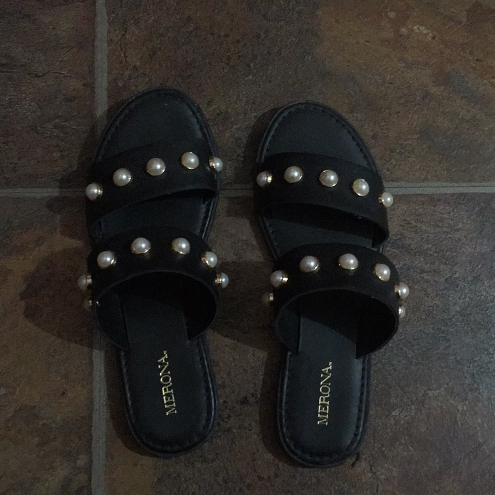 Merona pearl and gold slides